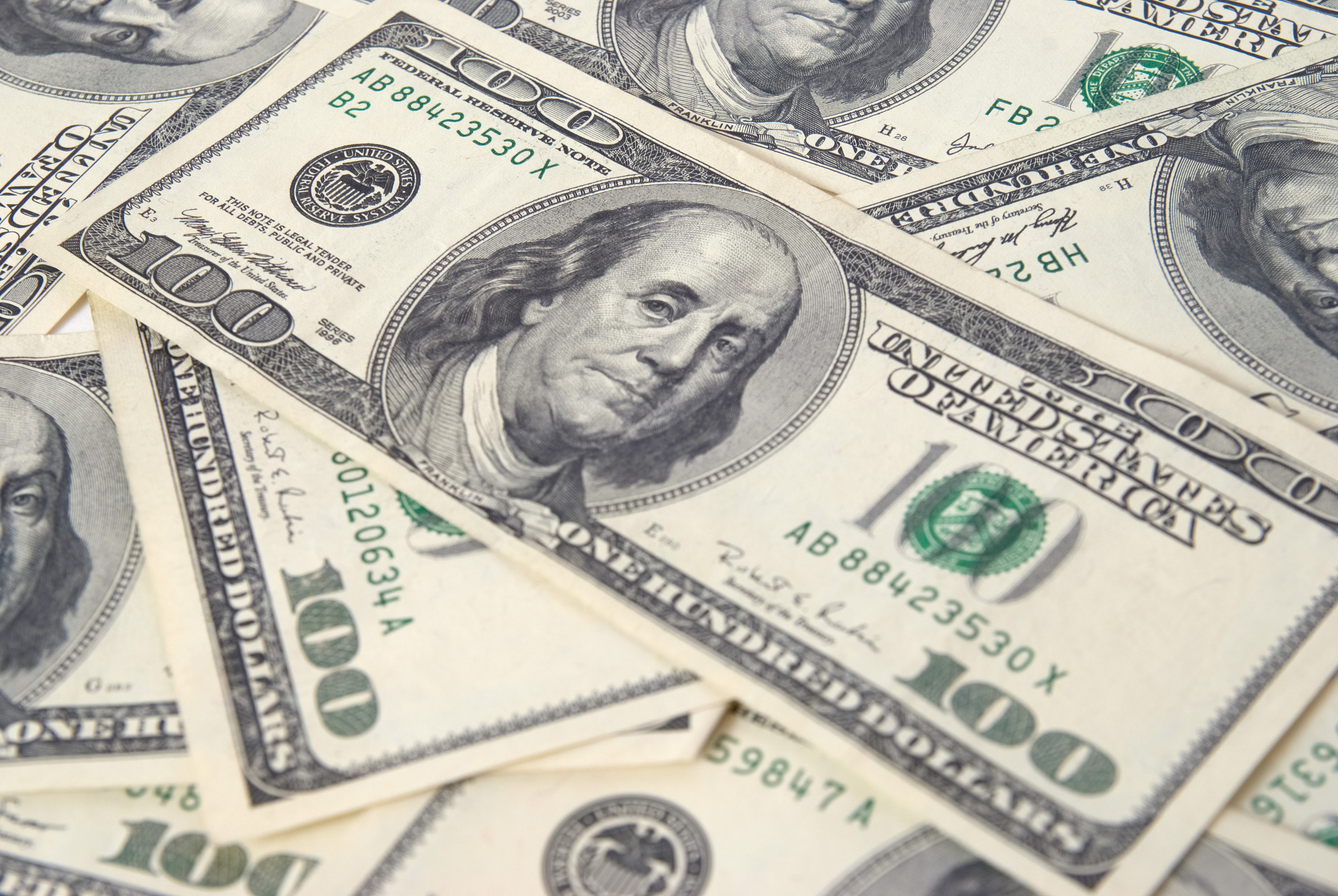 Pénzt adsz, hogy kiadd a céged titkait? Ennél azért több eszed van, nem?